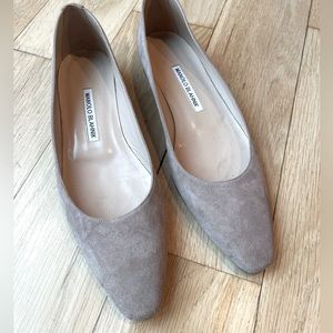 Manolo Blahnik Suede Taupe Flats